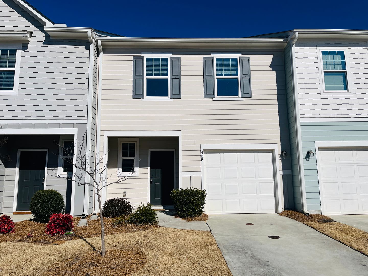 Cartersville Townhome: 405 Kings Cross Way