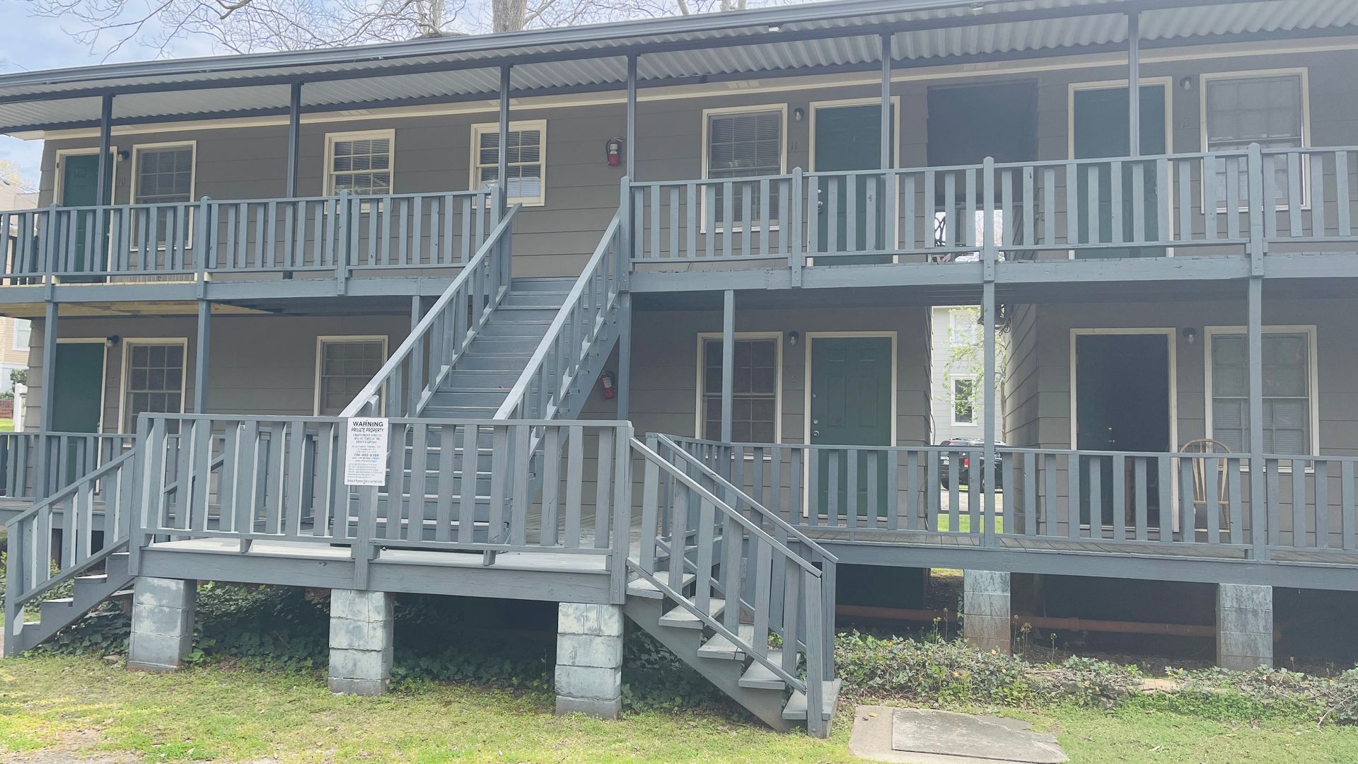 Lagrange Apartment: 601 W Haralson St
