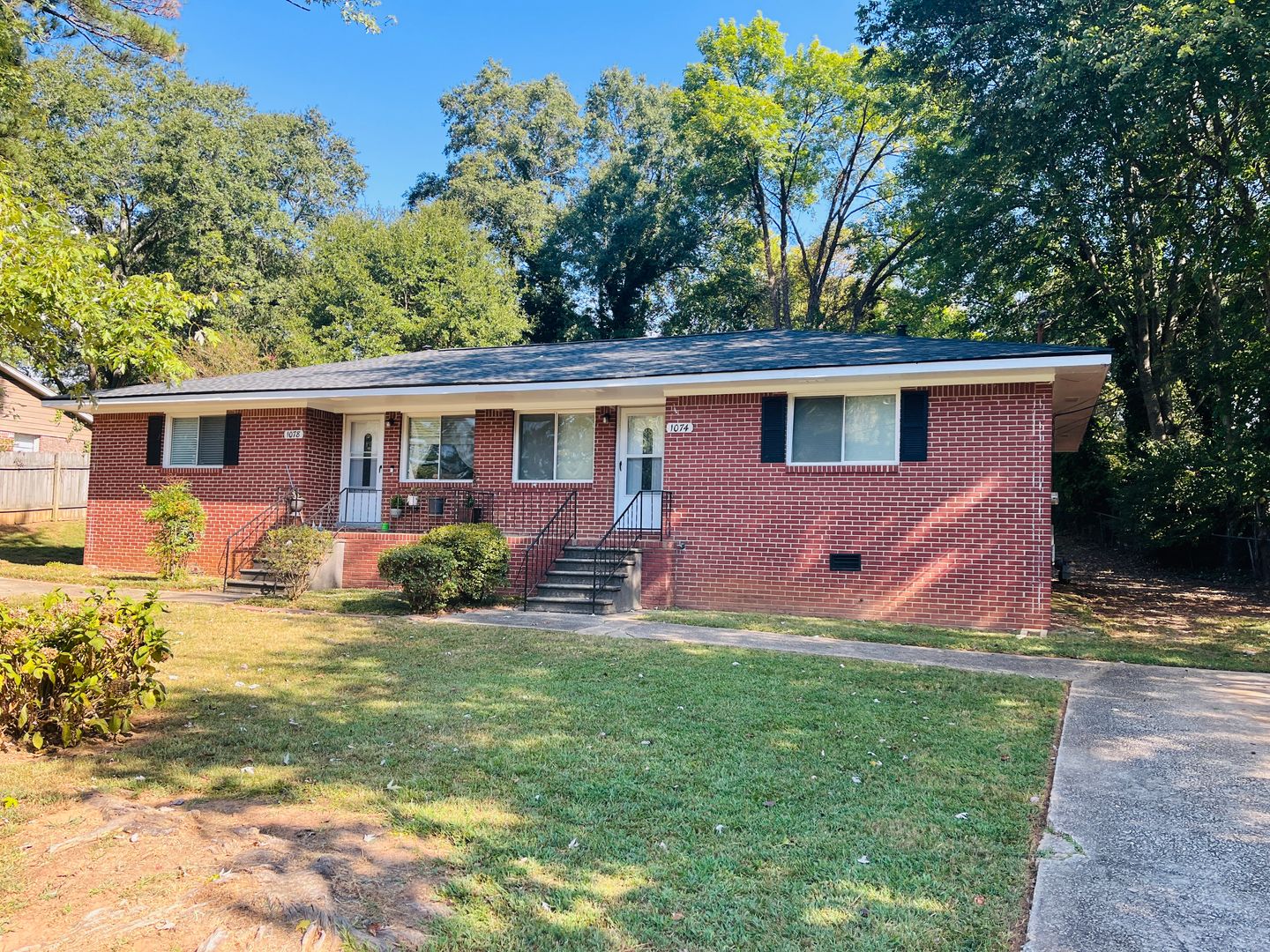 Mableton Apartment: 1076 Center Street