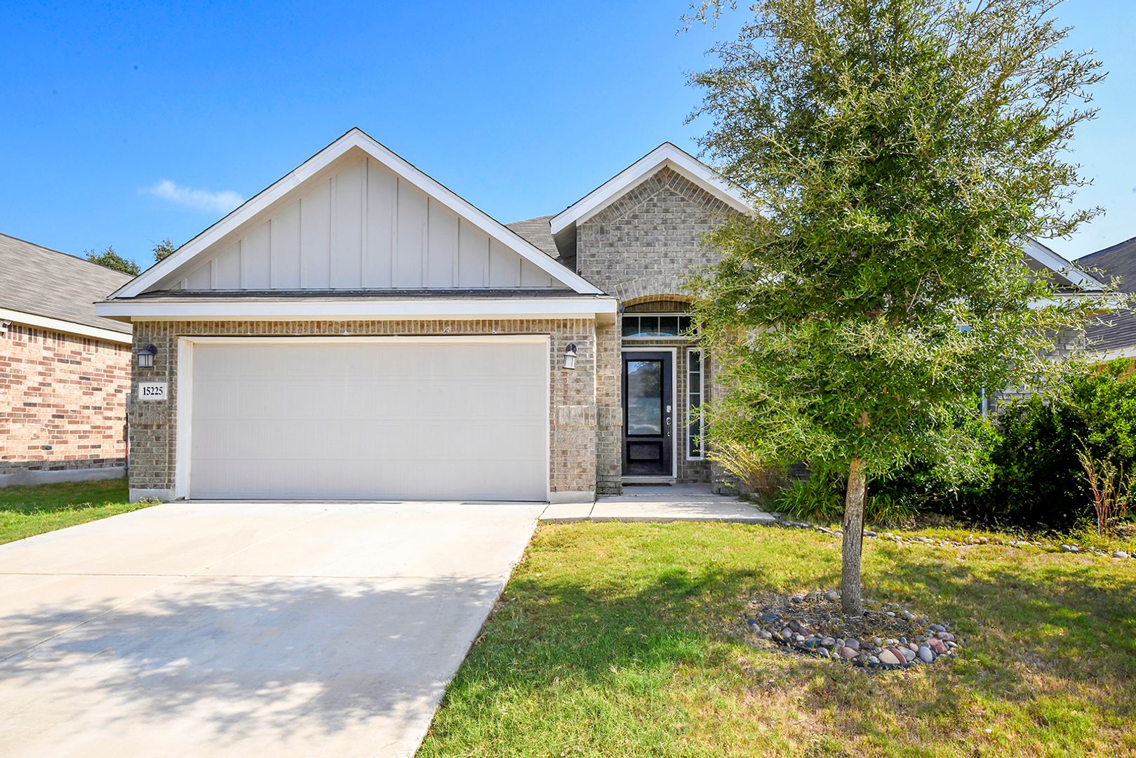 San Antonio House: 15225 Cheshire Way