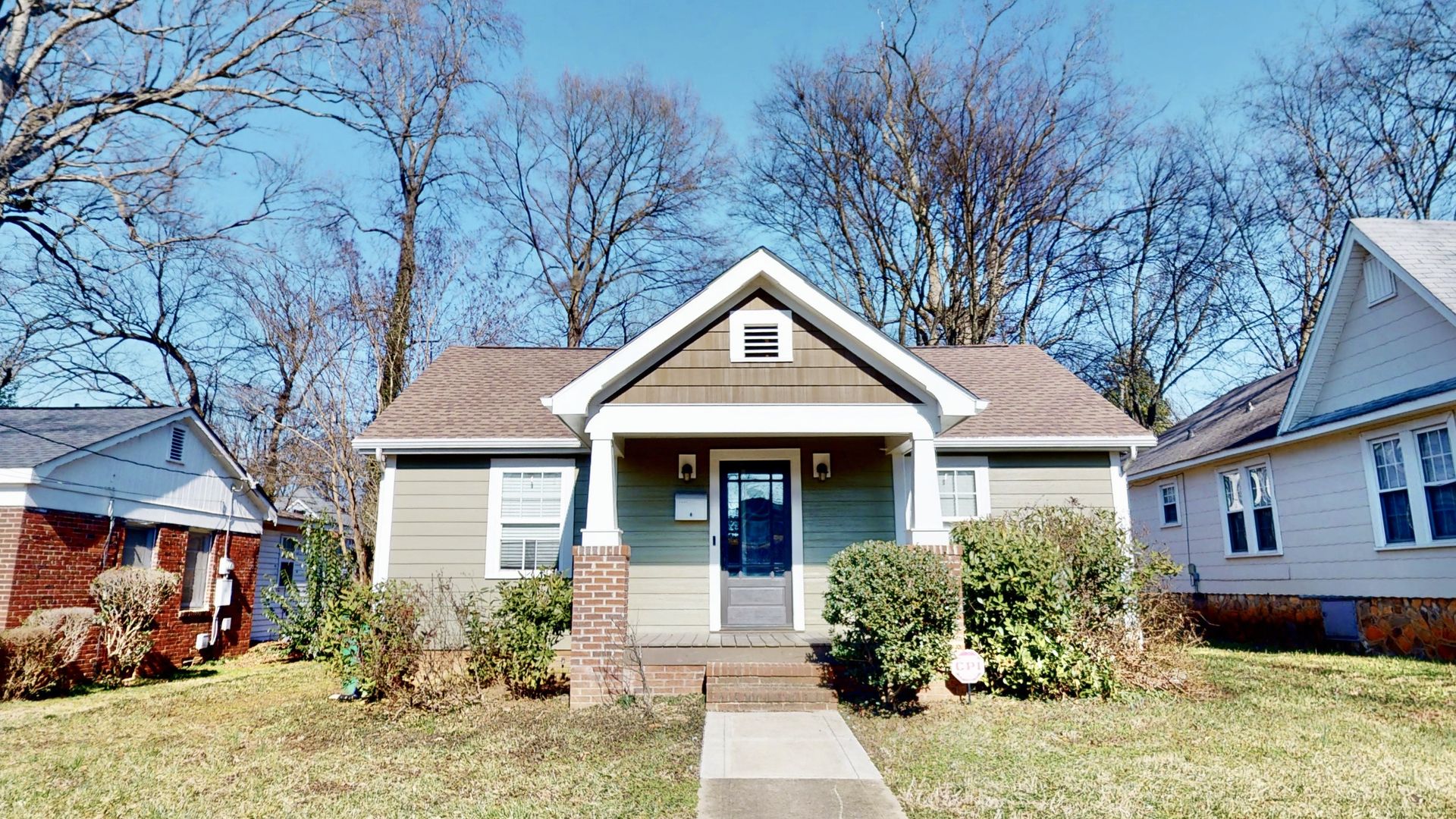 Charlotte House: 2014 Roslyn Avenue