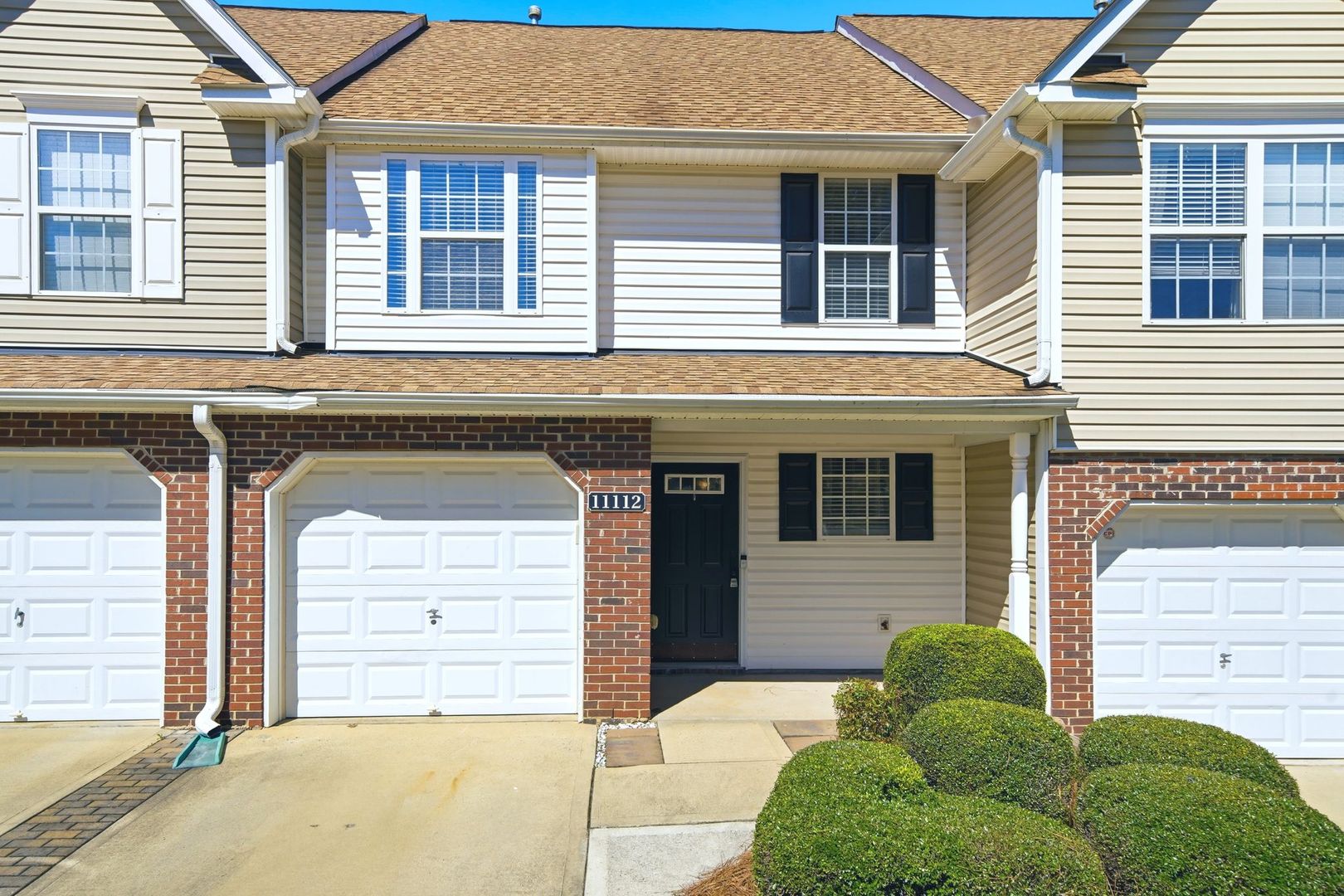 Charlotte House: 11112 Saintsbury