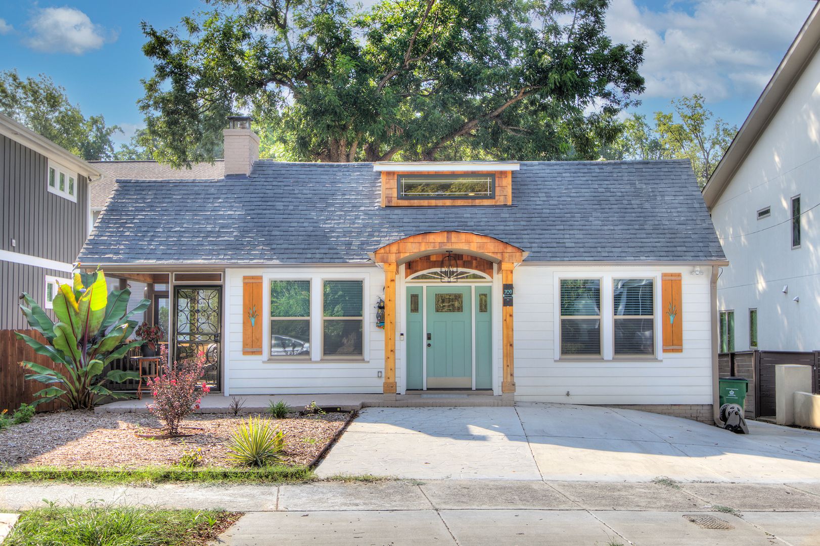 Charlotte House: 709 Baldwin Avenue #B