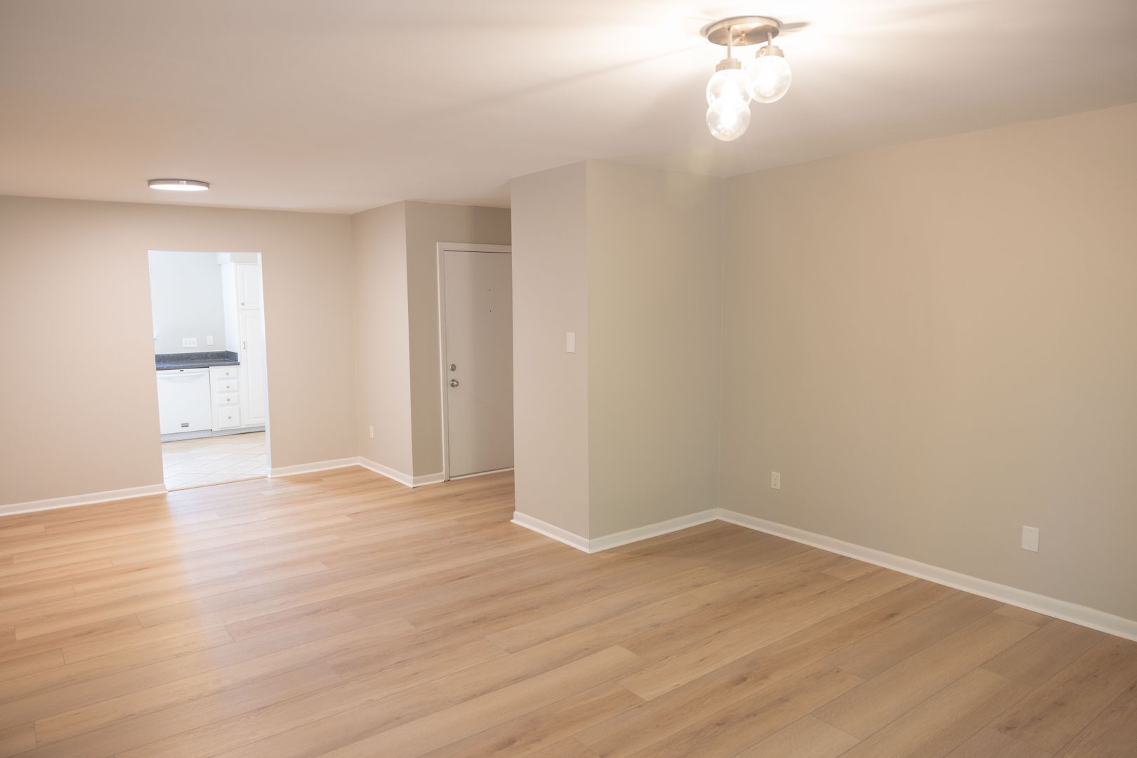 Charlotte Condo: 6100 Heathstone Ln #B