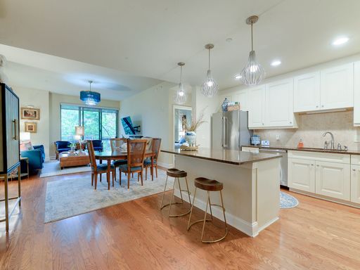 Absolutely stunning 3 bed/2 bath condo in Dilworth/SouthEnd. – photo 1