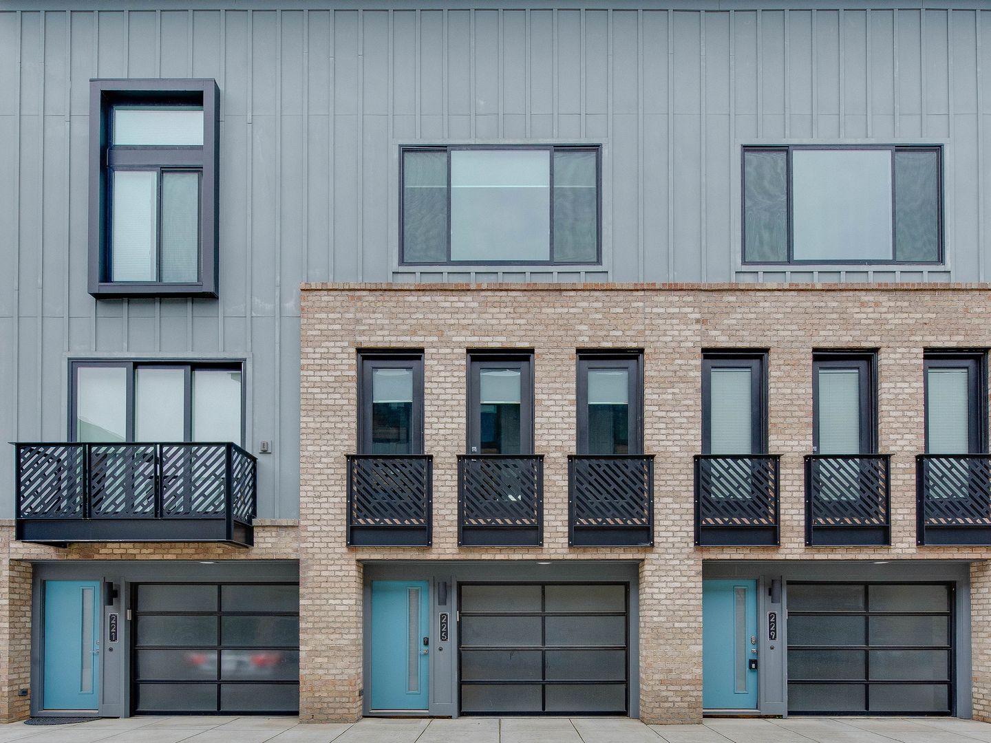 Charlotte Townhome: 225 Domain Way