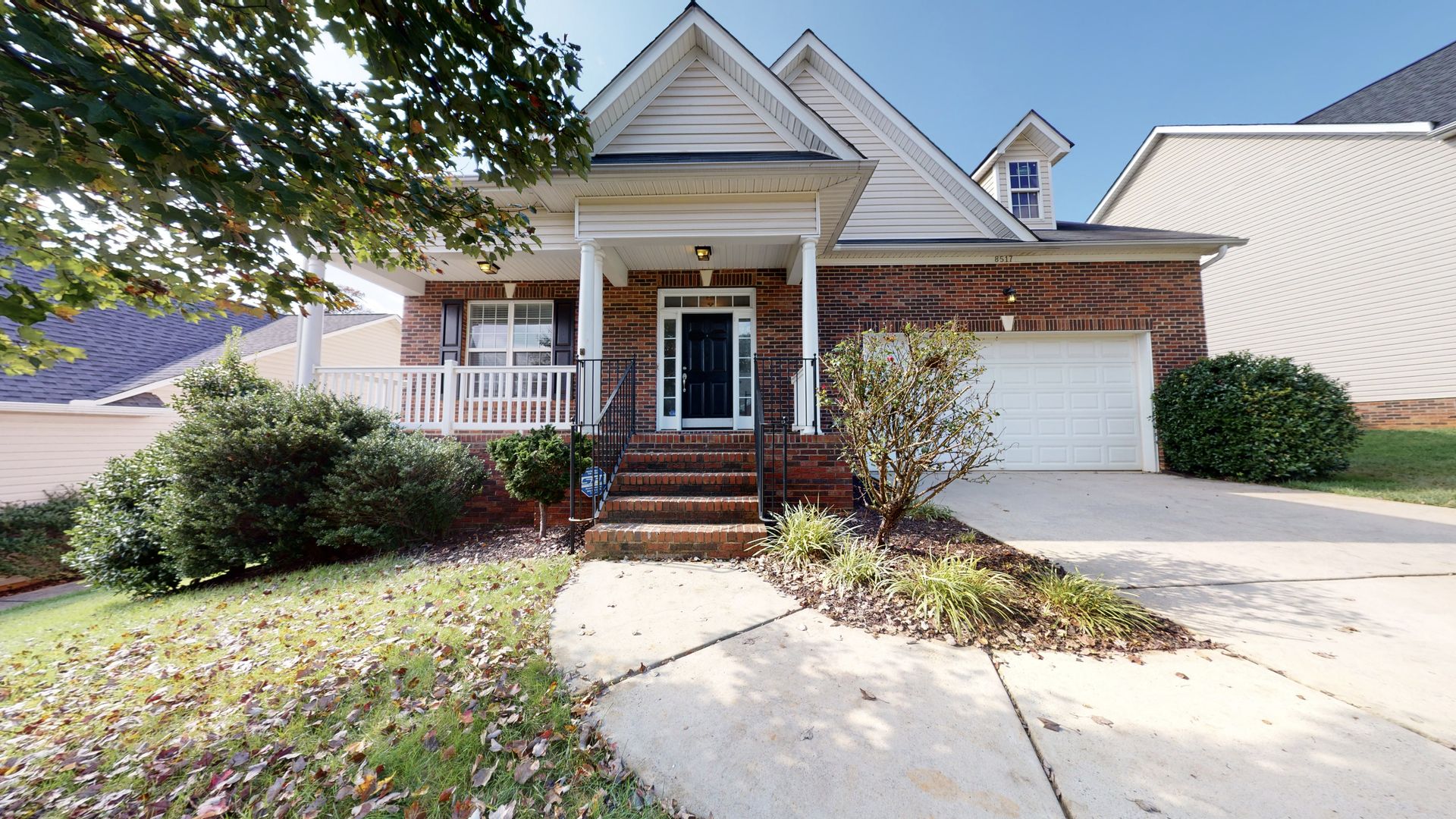 charlotte House: 8517 Delamere Lane