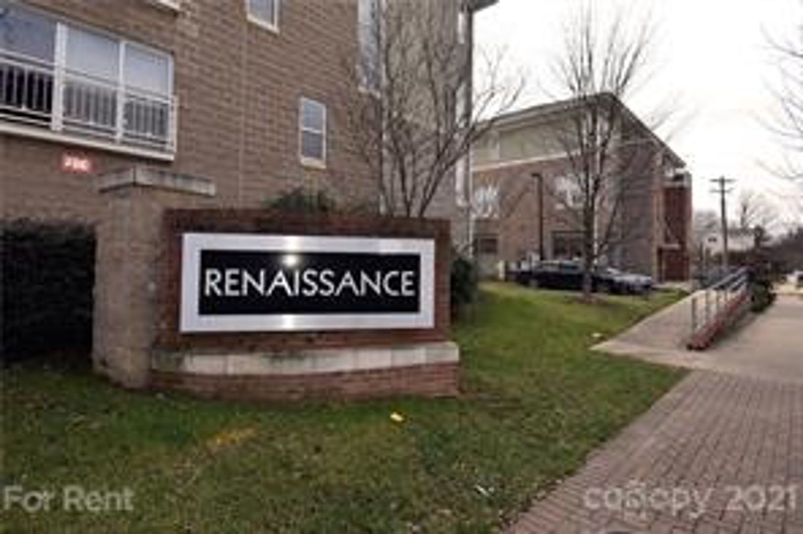 Charlotte House: 620 Raphael Place