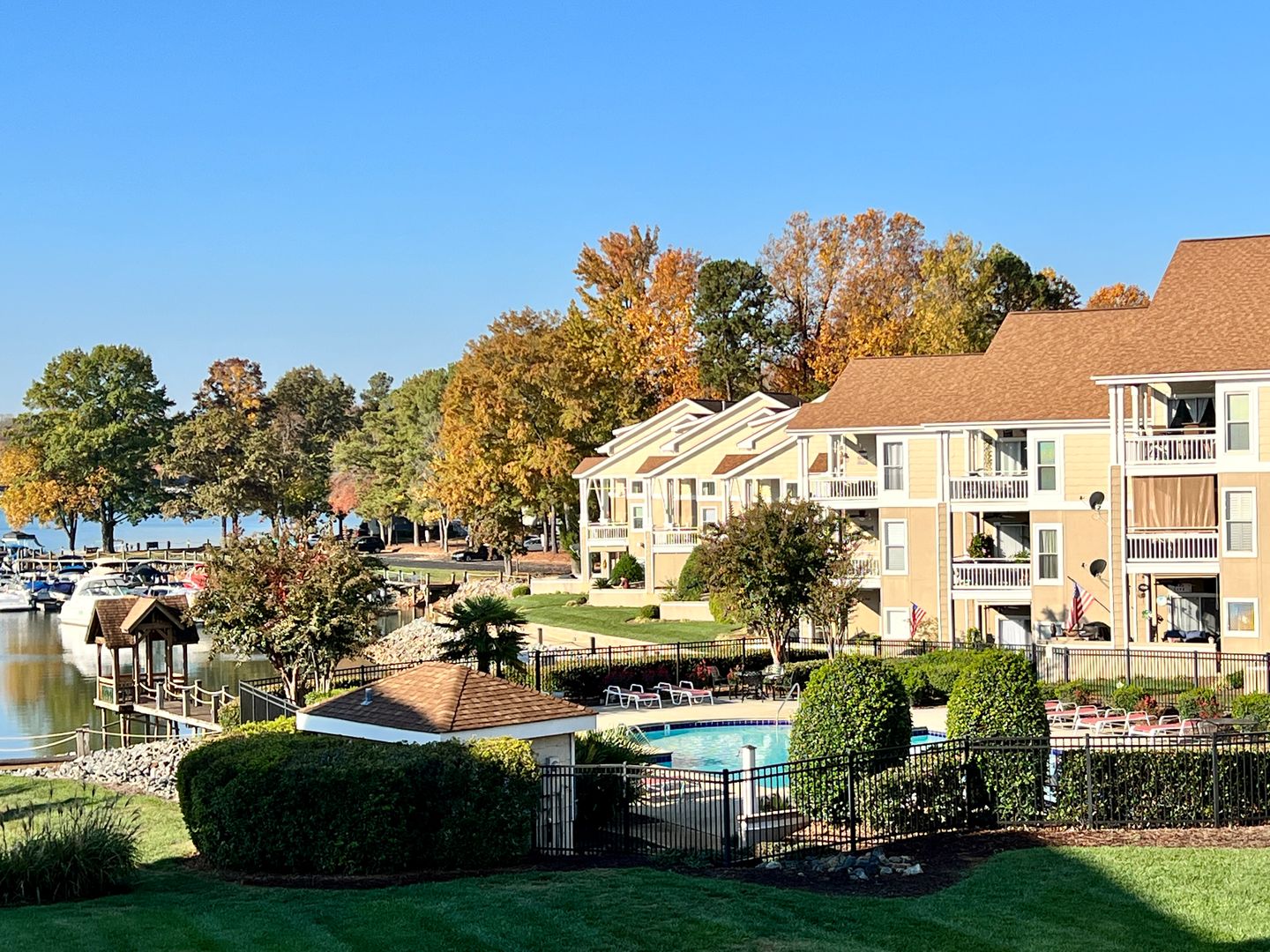 Davidson House: 1105 Torrence Circle