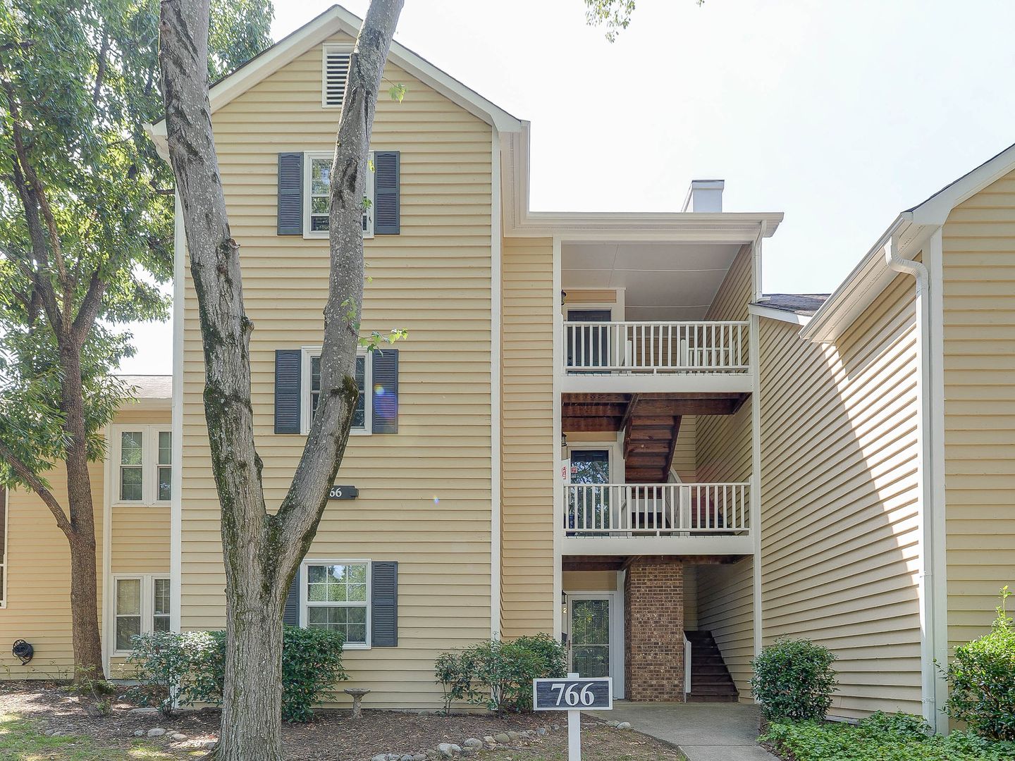 Charlotte Condo: 766 Marsh Rd. #7