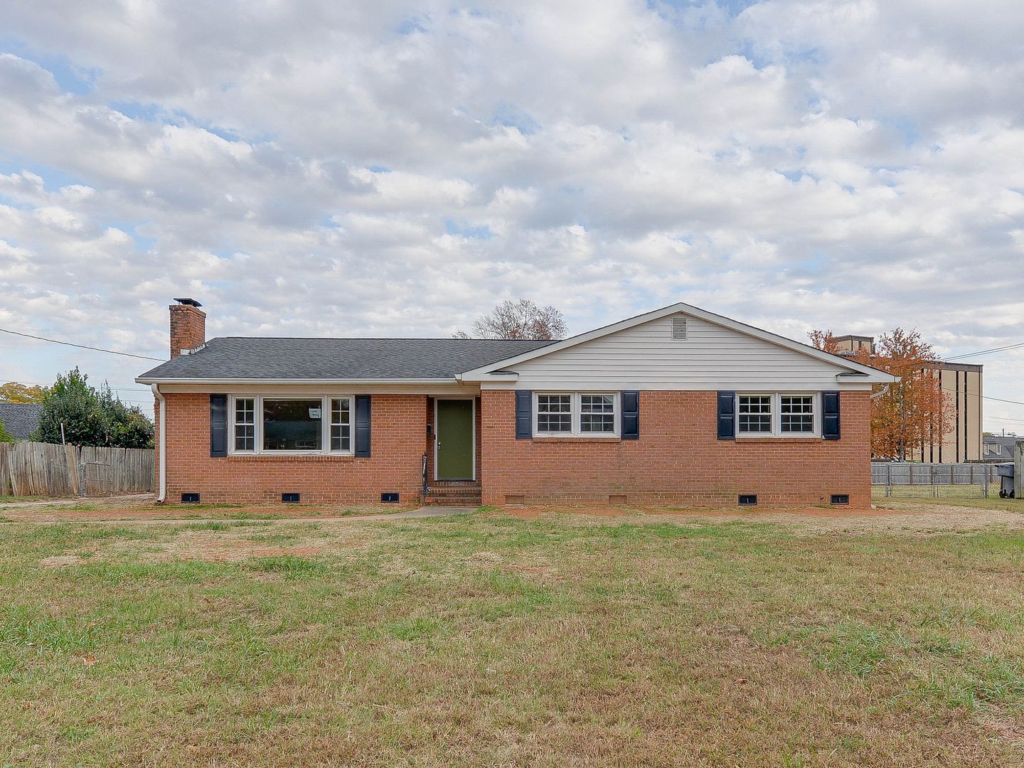 Charlotte House: 1432 Bevis Drive