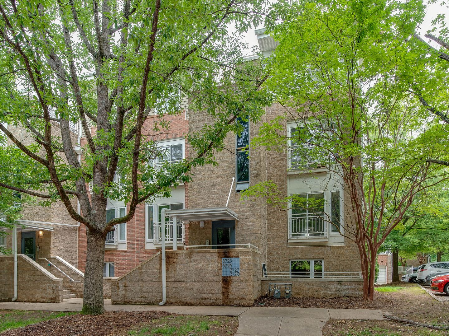 Charlotte Condo: 3729 Picasso Ct.