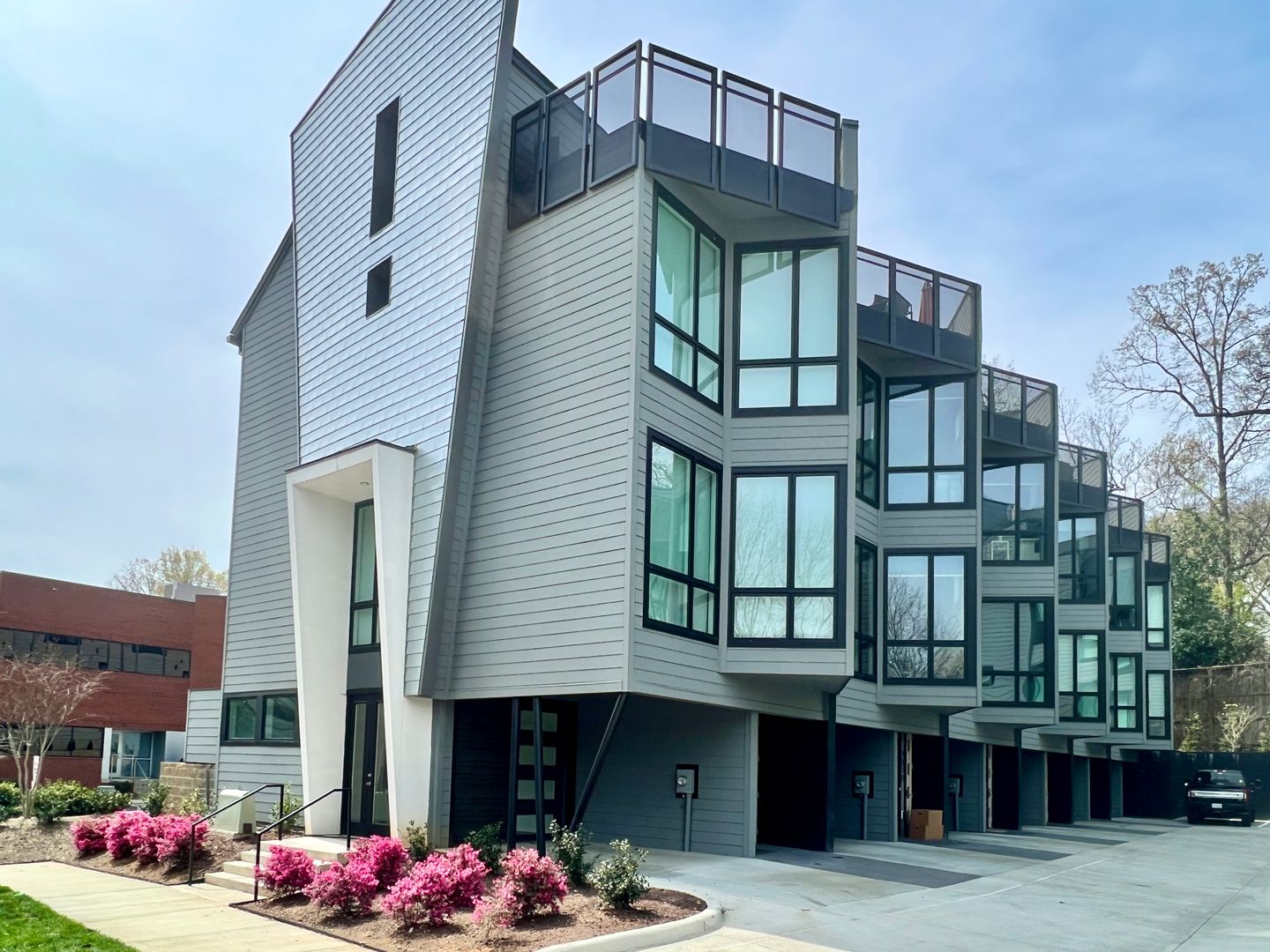 Charlotte Townhome: 1070 Kenilworth Avenue