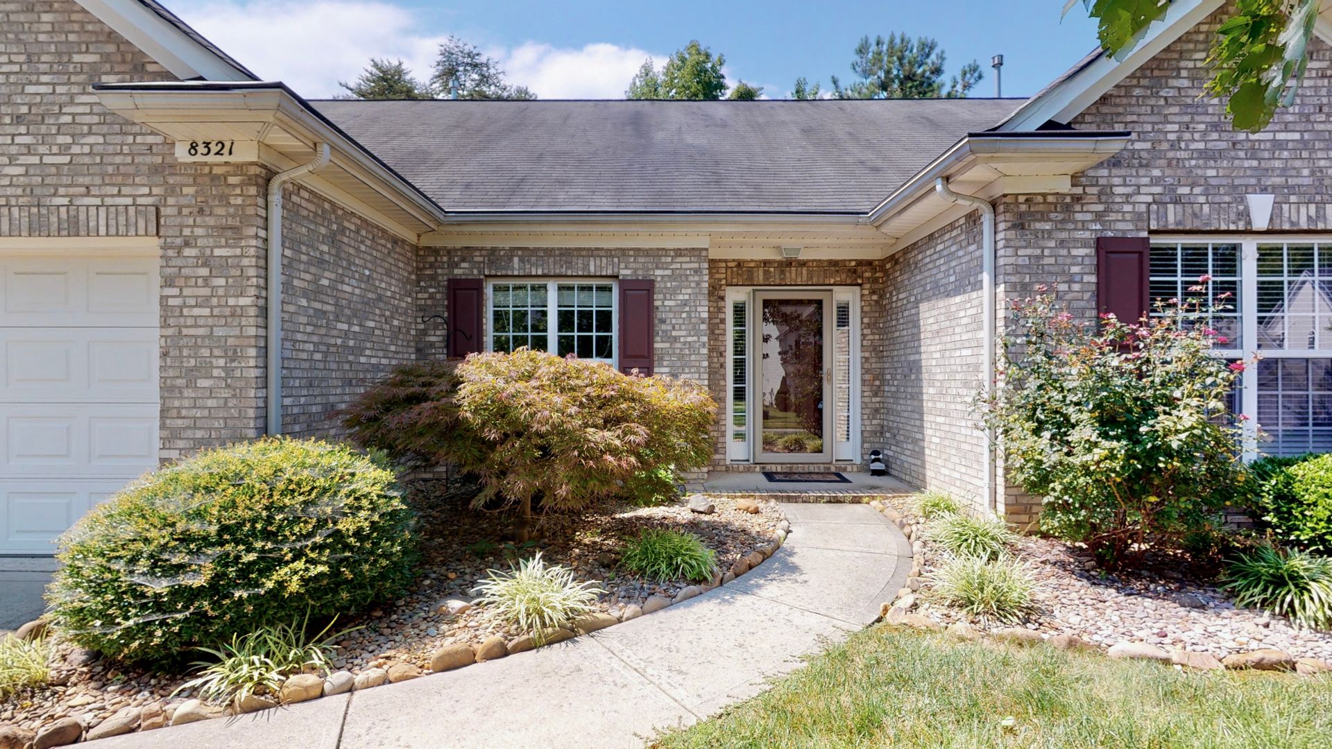 Charlotte House: 8321 Suttonview Drive
