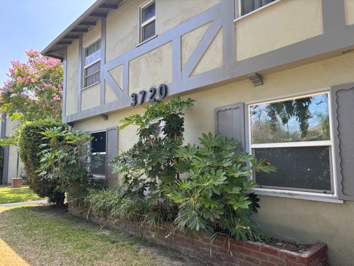 Spacious 2 Bedroom Unit Near Chandler Bike Path – photo 1