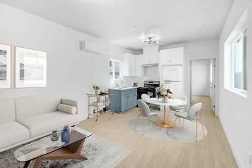 Stunning Fully Renovated 1 Bed / 1 Bath – Modern, Bright, and Move-In Ready! Section 8 Welcome! – photo 1