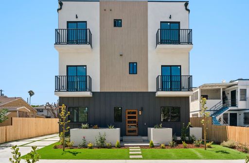 Gorgeous 3 Bed Townhome Near Beverlywood/pico-robertson/culver City-one Month Free – photo 1