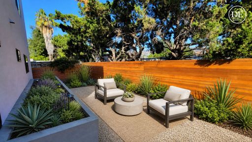 Modern 3-Bedroom Oasis with Rare Backyard in Prime North Hollywood! – photo 1