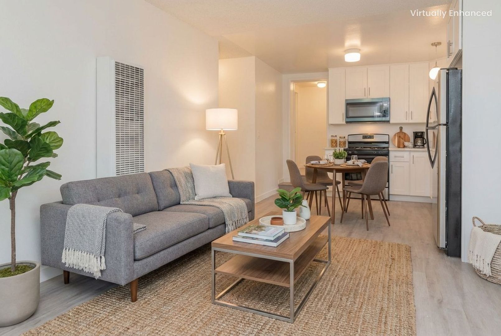 Los Angeles Apartment: 6613 Crenshaw Blvd