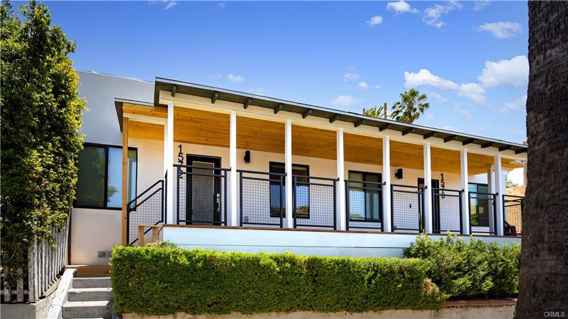 Los Angeles Apartment: 1570 Myra Ave