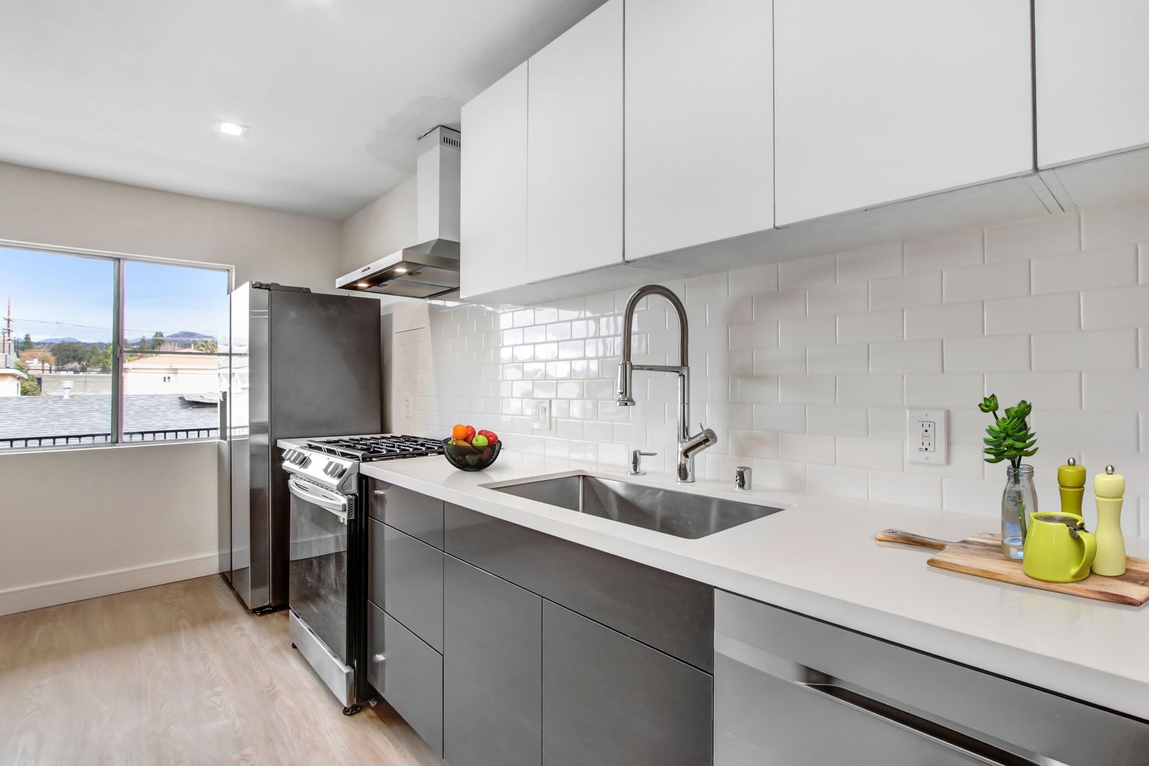 Los Angeles Apartment: 1443 N Avenue 47