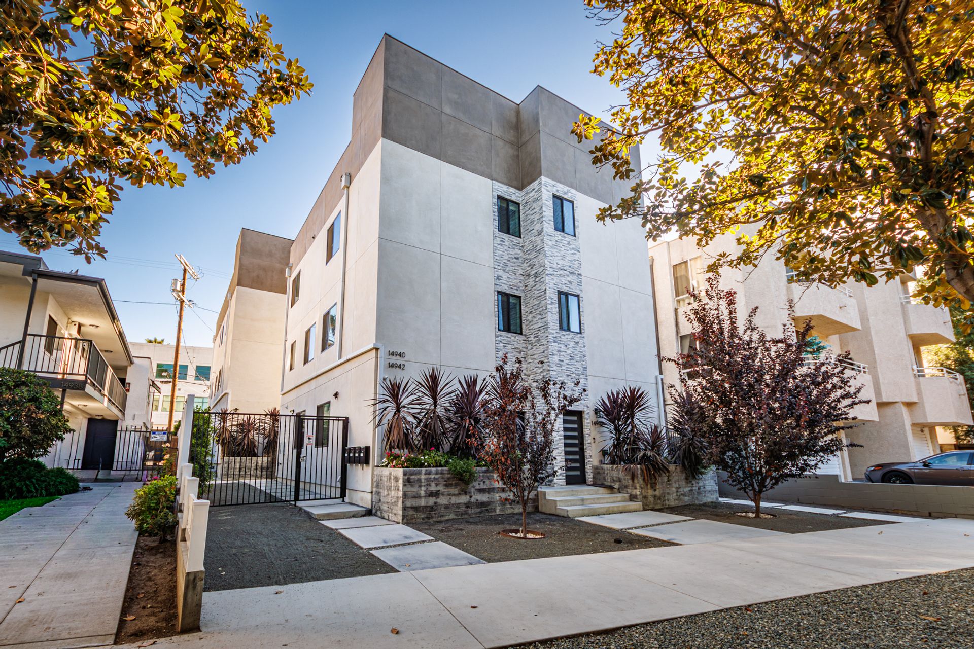 FOR ROOMMATE APPLICATION ONLY – photo 1