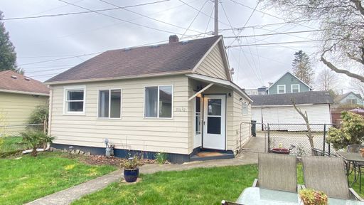 Cute, Private and Clean! 1 Bedroom 1 Bath Cottage – photo 1
