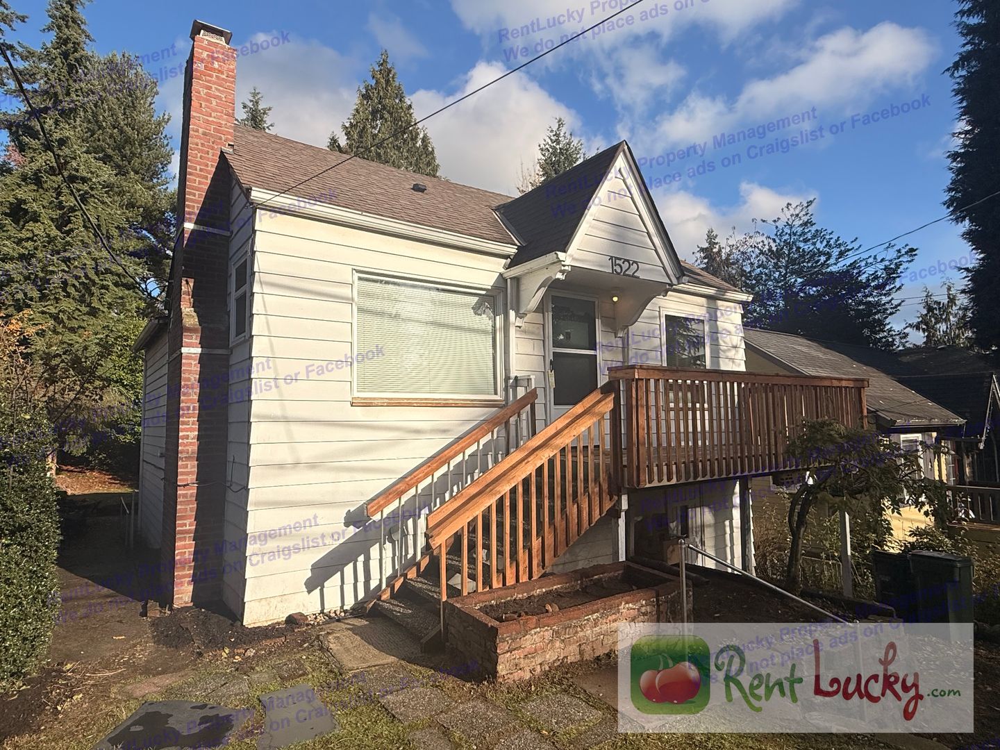 Seattle House: 1522 NE 97th Street