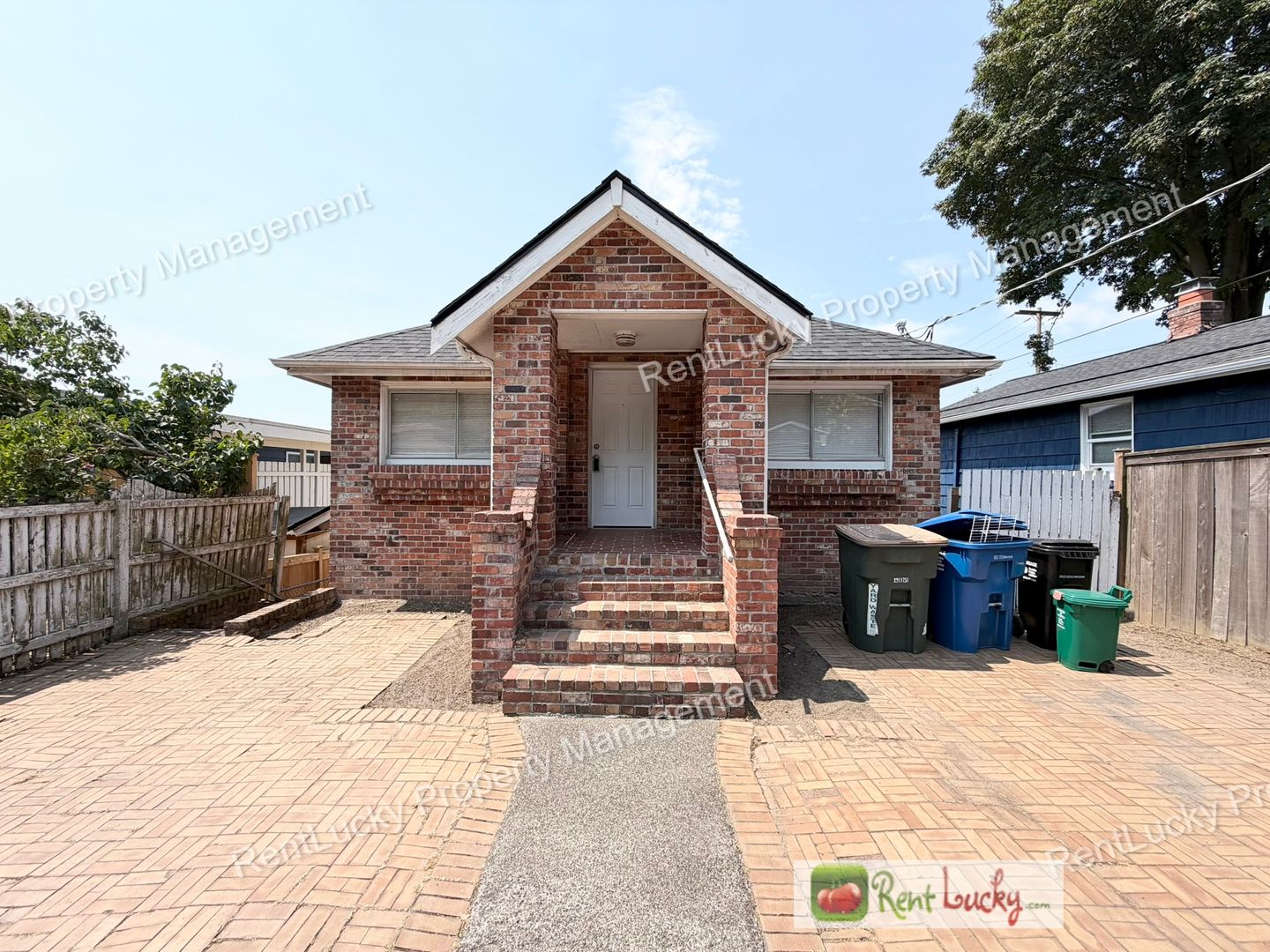 Seattle House: 5511 18th Ave S