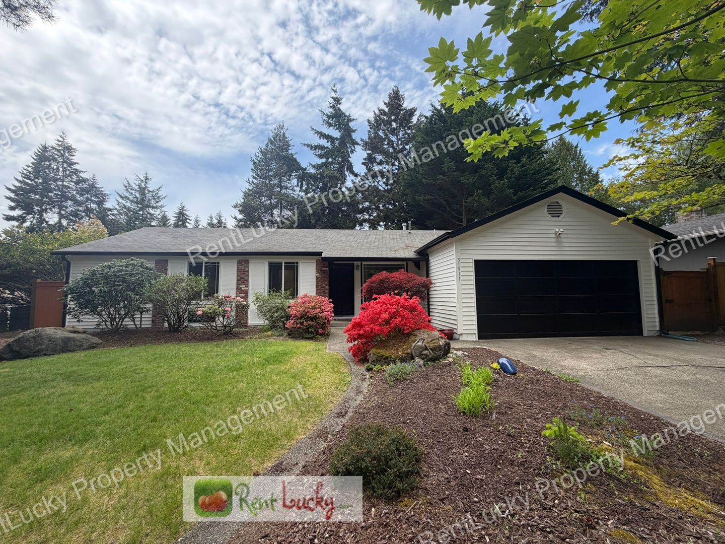 Federal Way House: 31911 42nd Ave SW