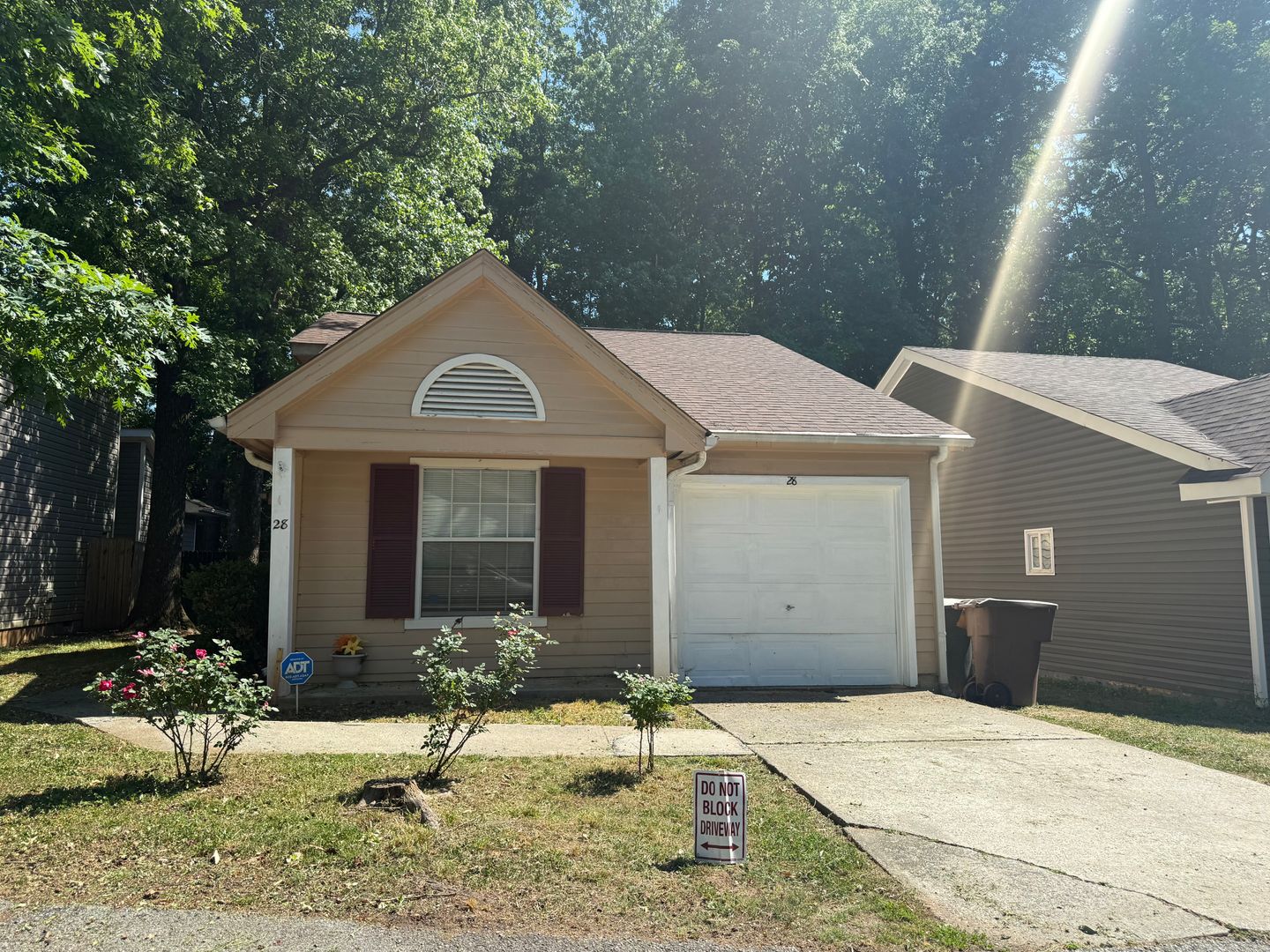 Greensboro House: 3607 Mccuiston RD