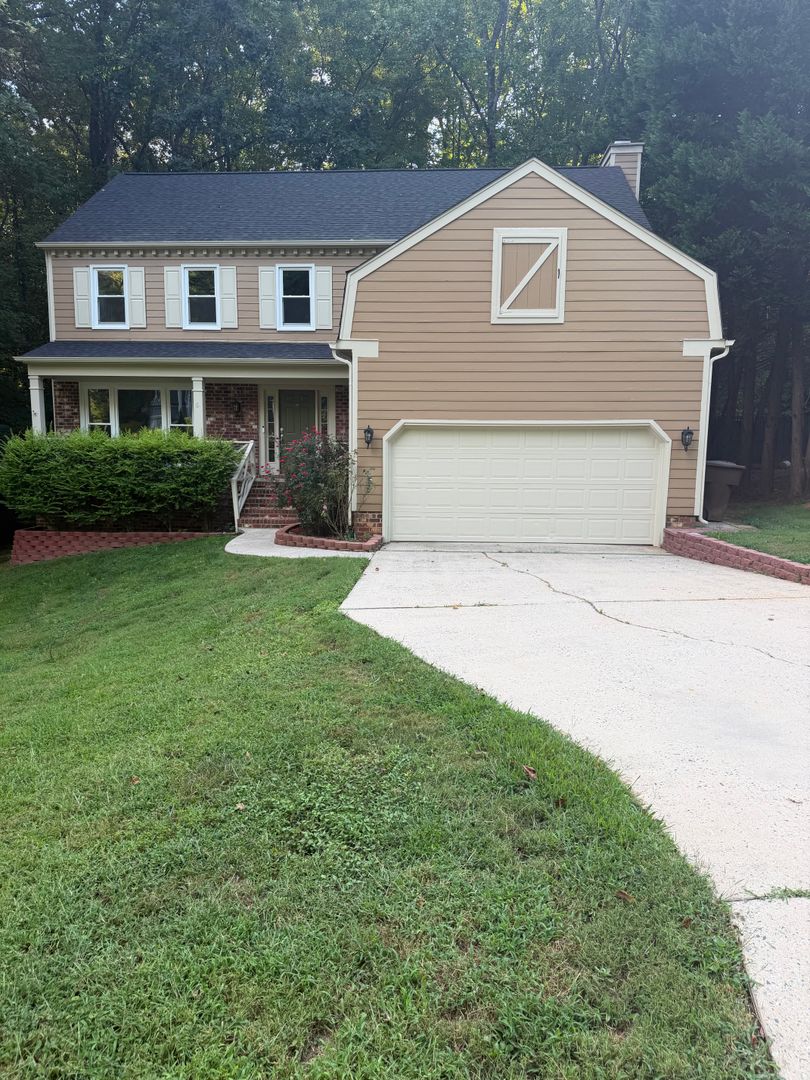 GREENSBORO House: 6 SPRING OAKS CT