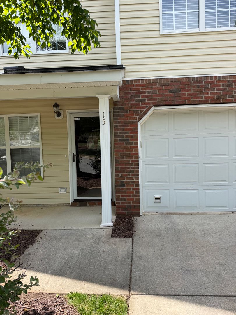 Greensboro Apartment: 15 Barrymore Ct