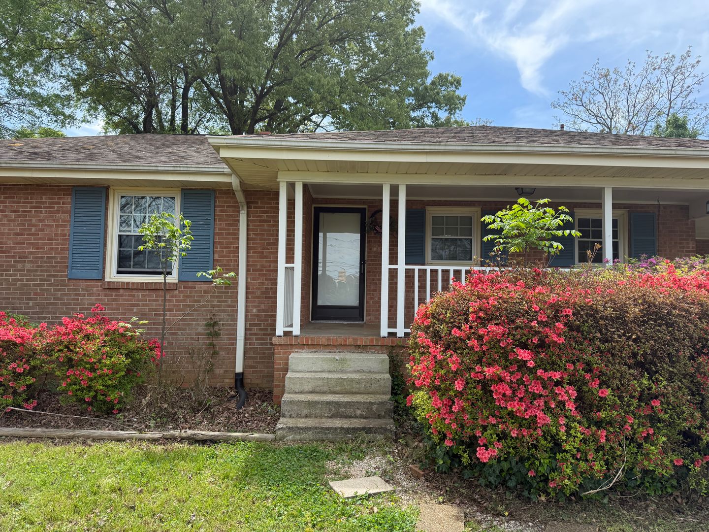 Greensboro House: 6111 W. Friendly Ave