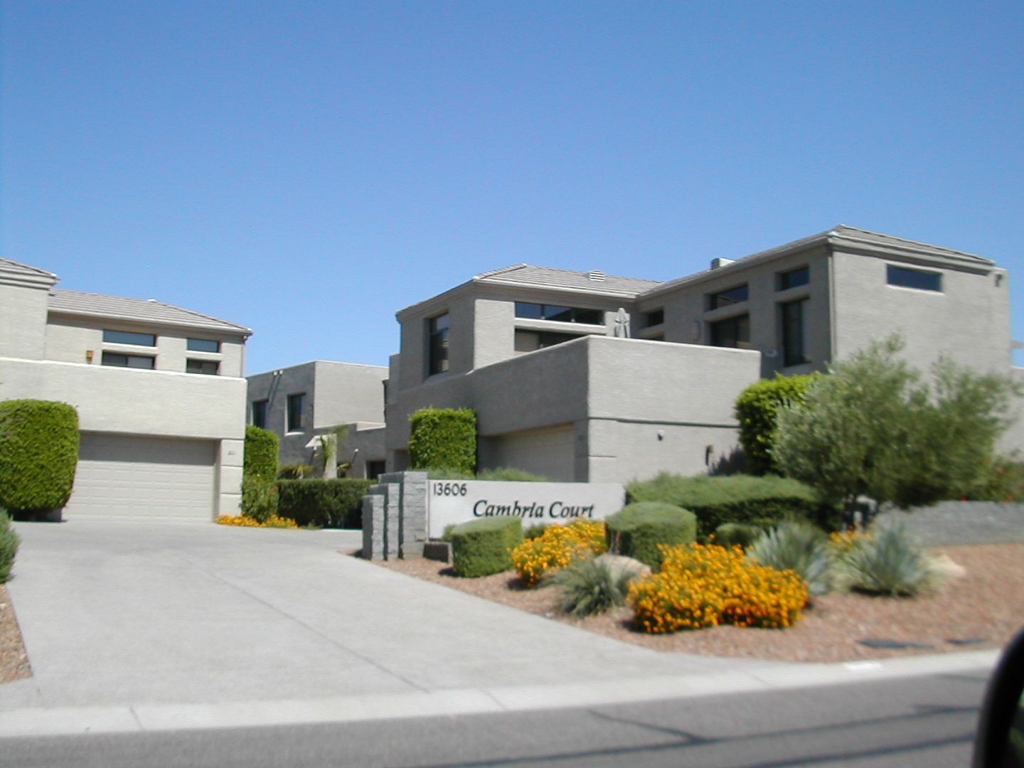 Ftn. Hills Apartment: 13606 Cambria #204