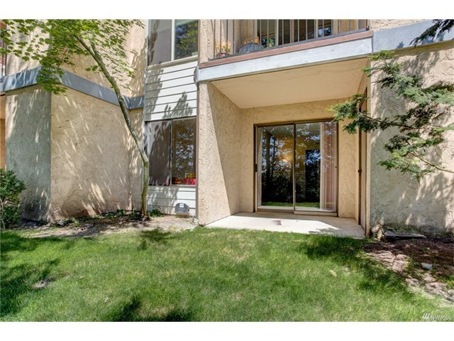 Kirkland Condo: 14447 127th Ln NE