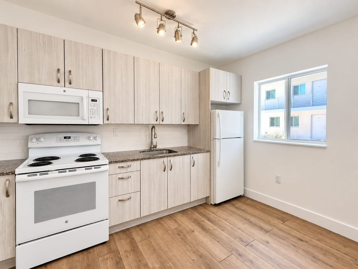 16 Corner Property Owner LLC 10 of 12