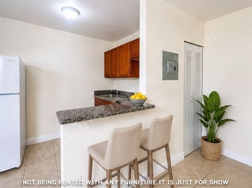 Gated New 1 Bedroom Home - Gated Off-Street Parking Included!!!!!!! – photo 1