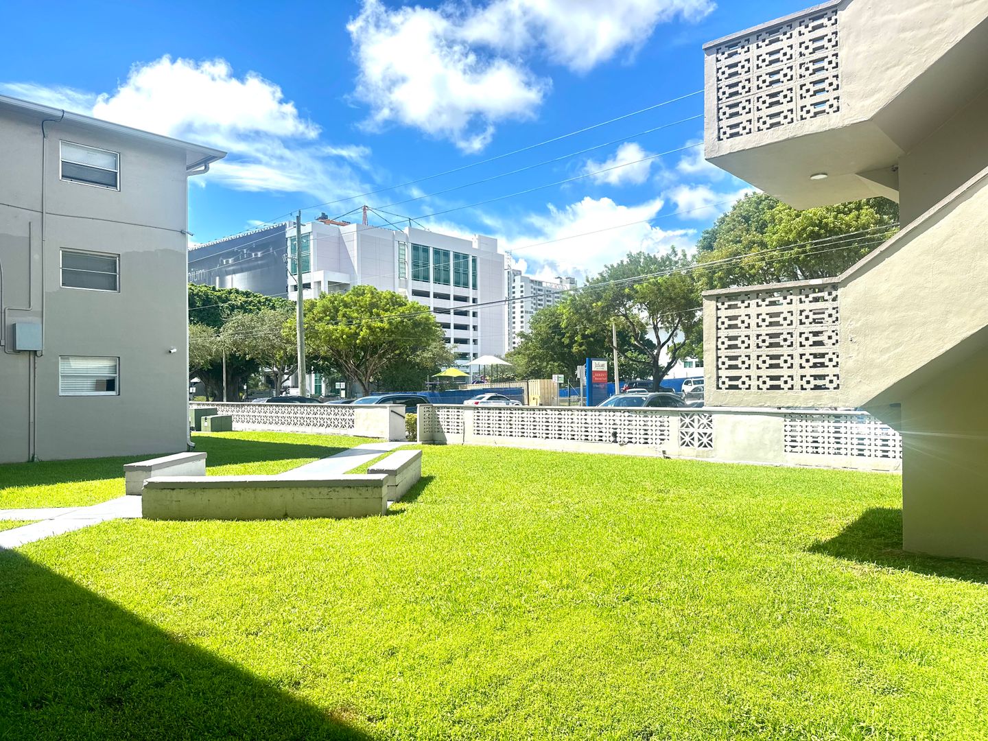 2 Bedroom Near Miami Medical 12 of 12