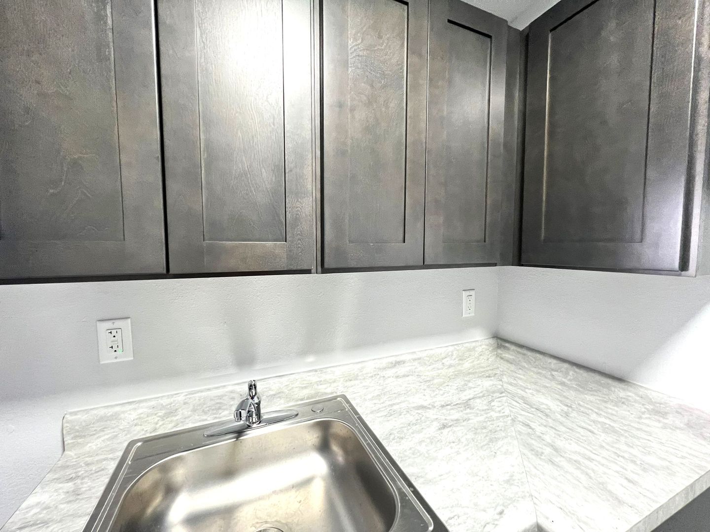 Miami Apartment: 5200 NW 26 Ave