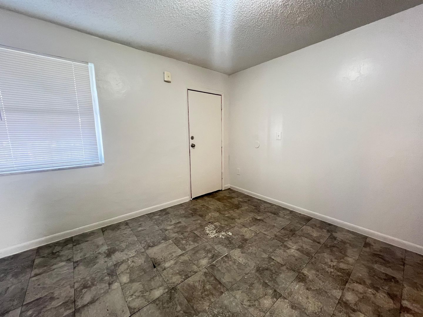 Modern Comfort: Newly Updated 2BR/1BA, Vinyl Tile Flooring, Spacious Living, Near Downtown Miami! 7 of 12