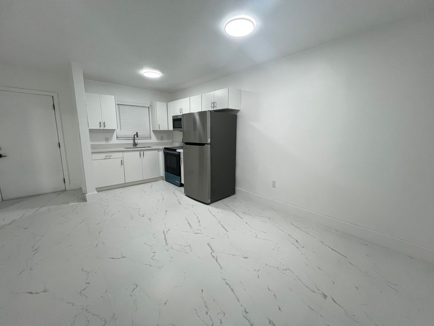 Avalon Apartments 10 of 12