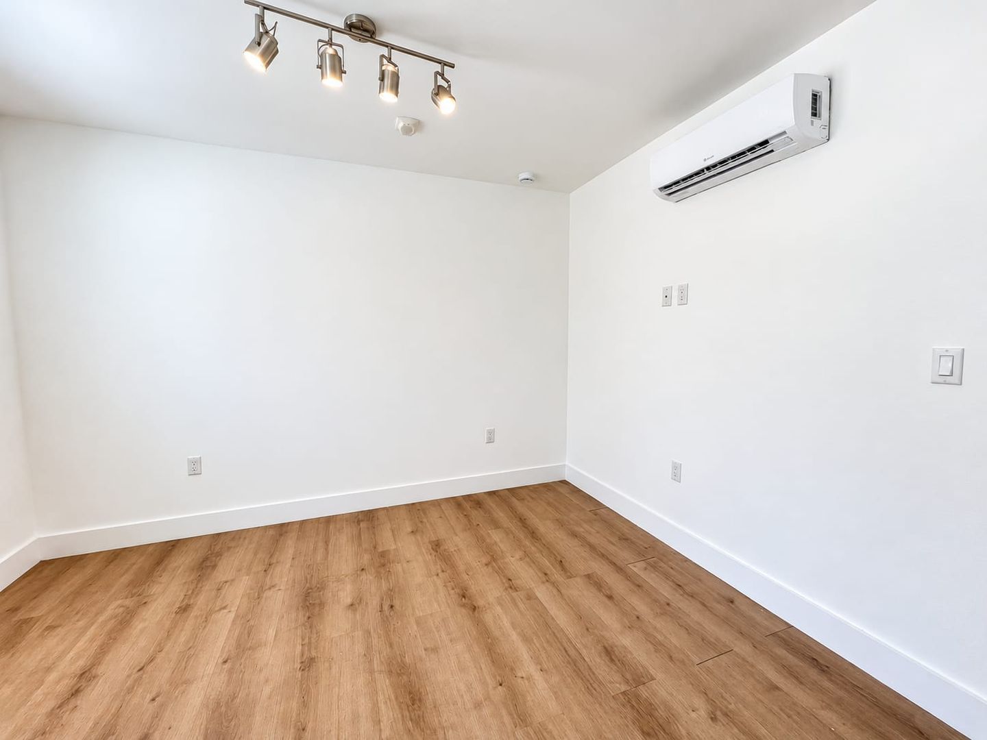 16 Corner Property Owner LLC 5 of 12