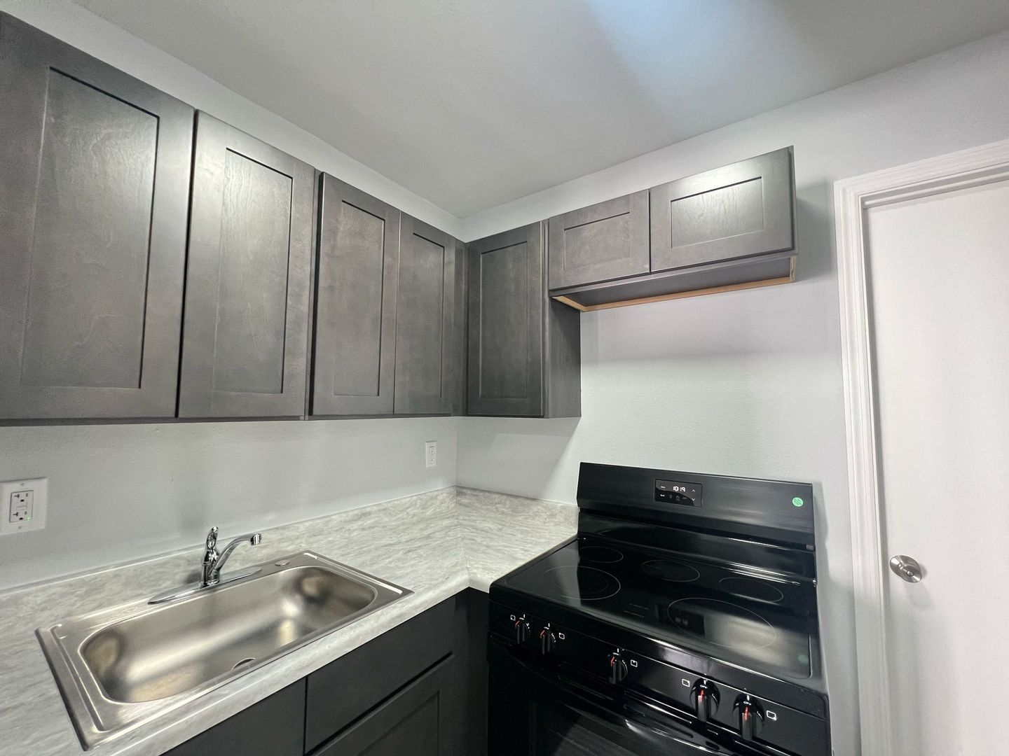 Miami Apartment: 5200 NW 26 Ave