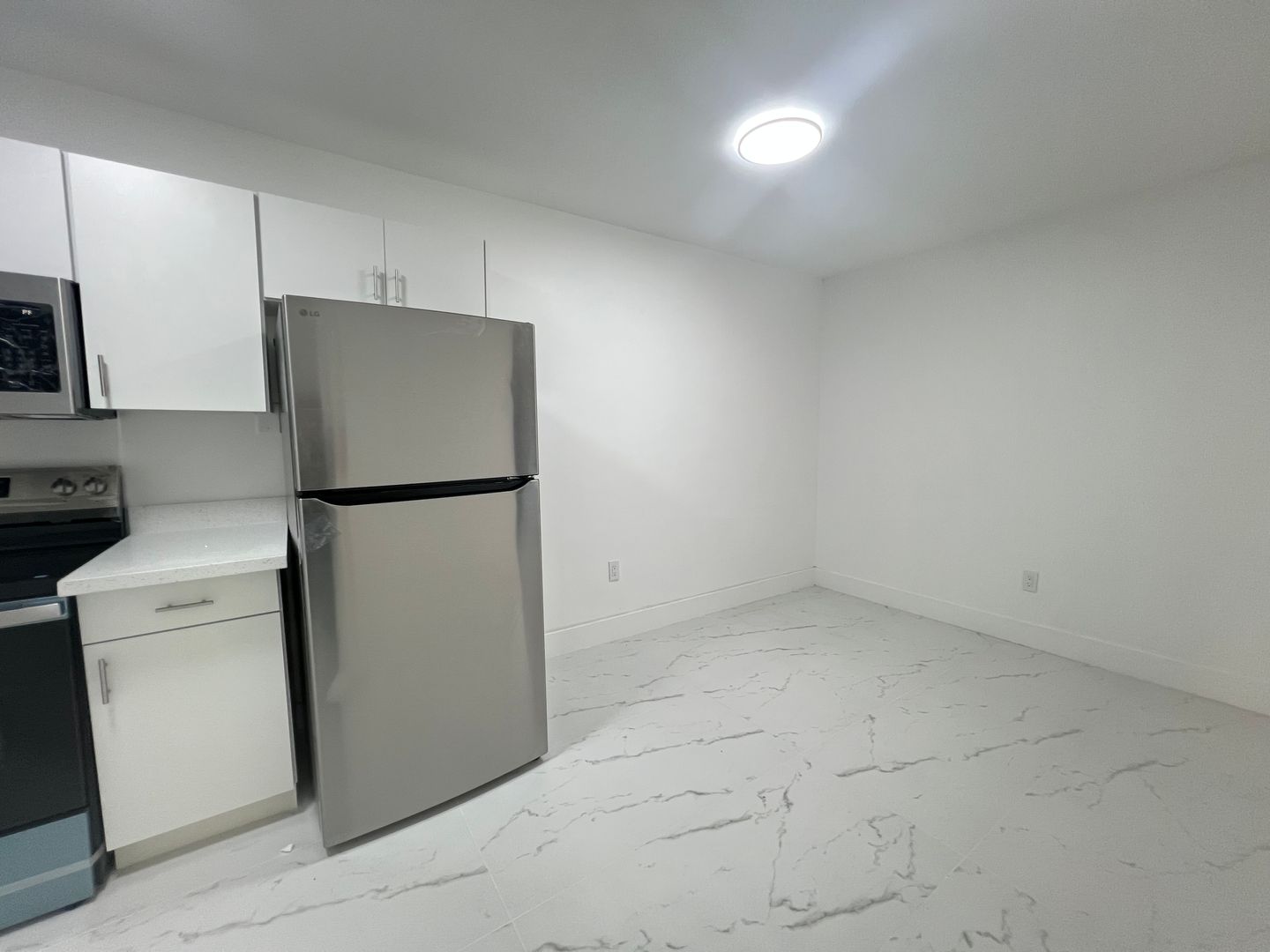 Avalon Apartments 9 of 12