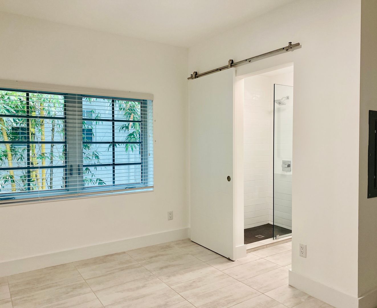 Miami Beach Apartment: 1201 Pennsylvania Avenue