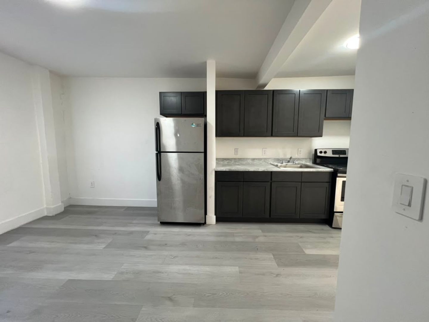 St George Apartments 4 of 9