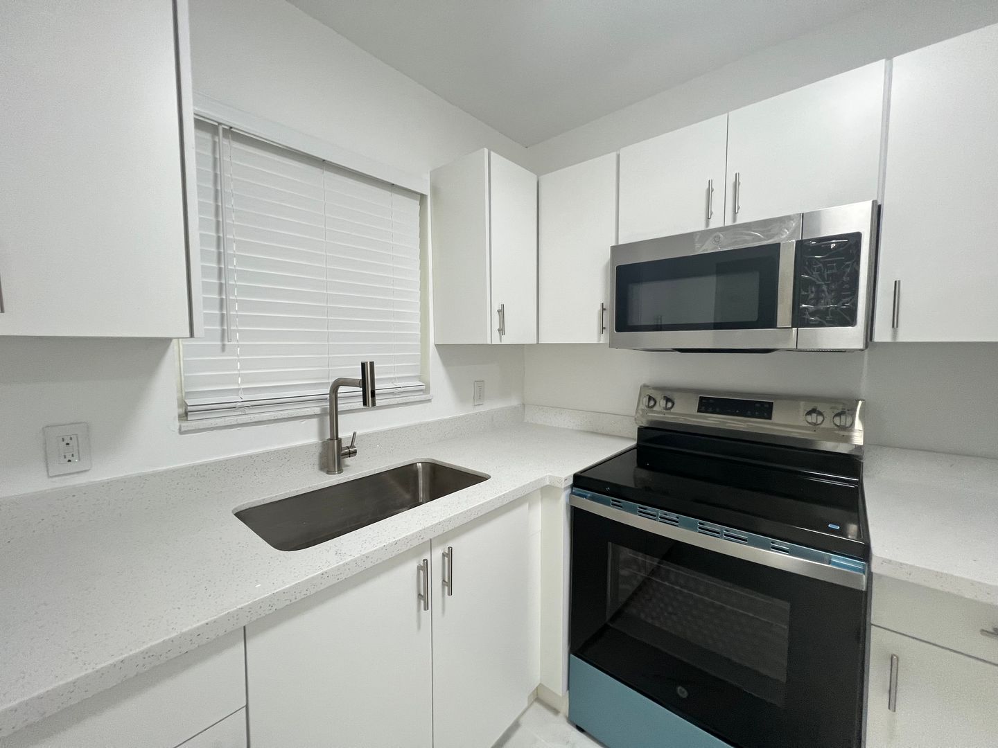 Avalon Apartments 7 of 12