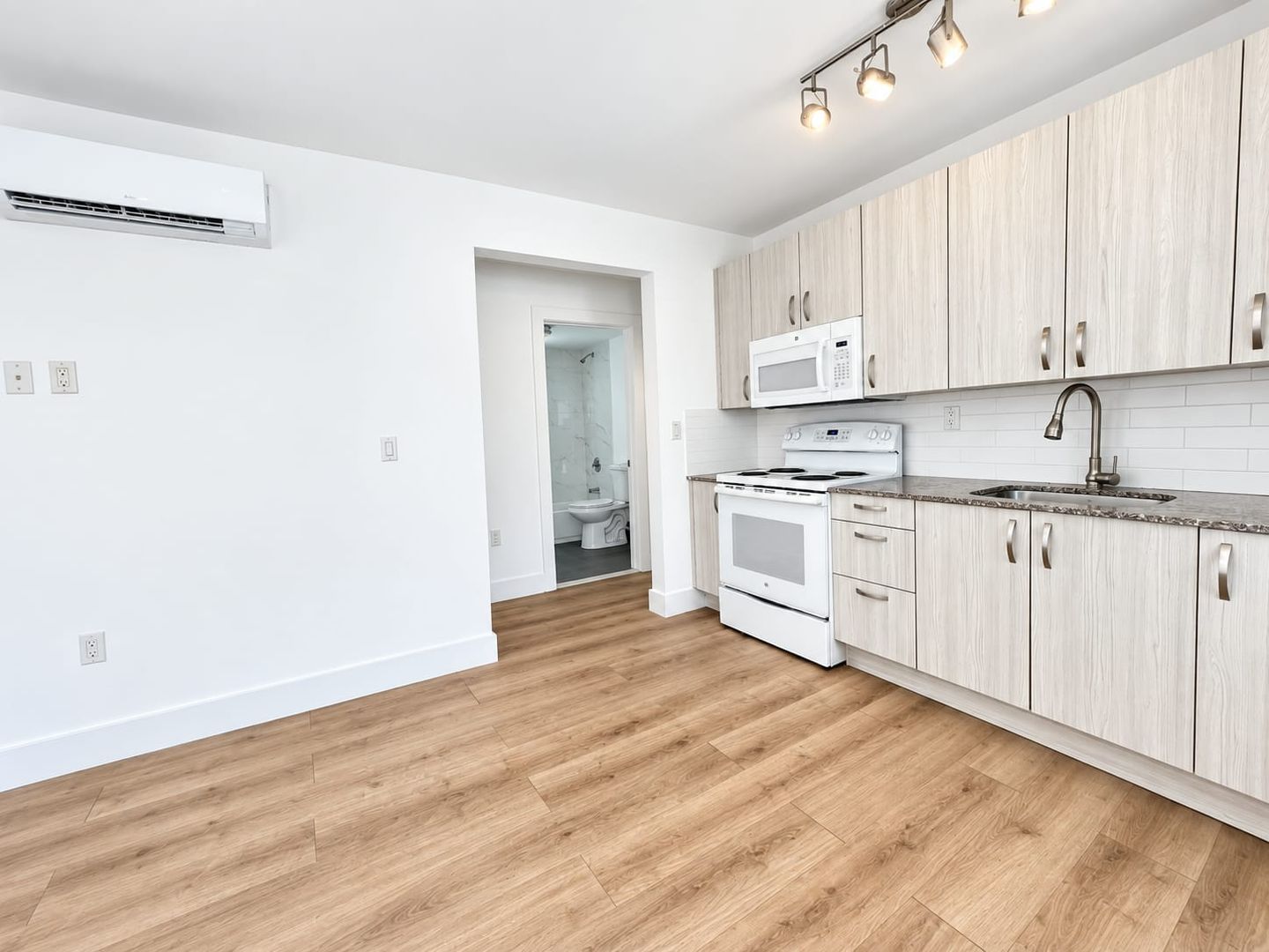 16 Corner Property Owner LLC 11 of 12