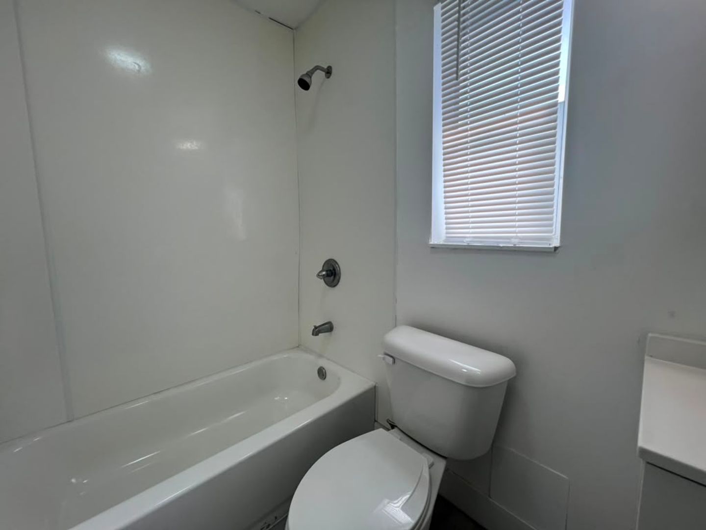 St George Apartments 5 of 9